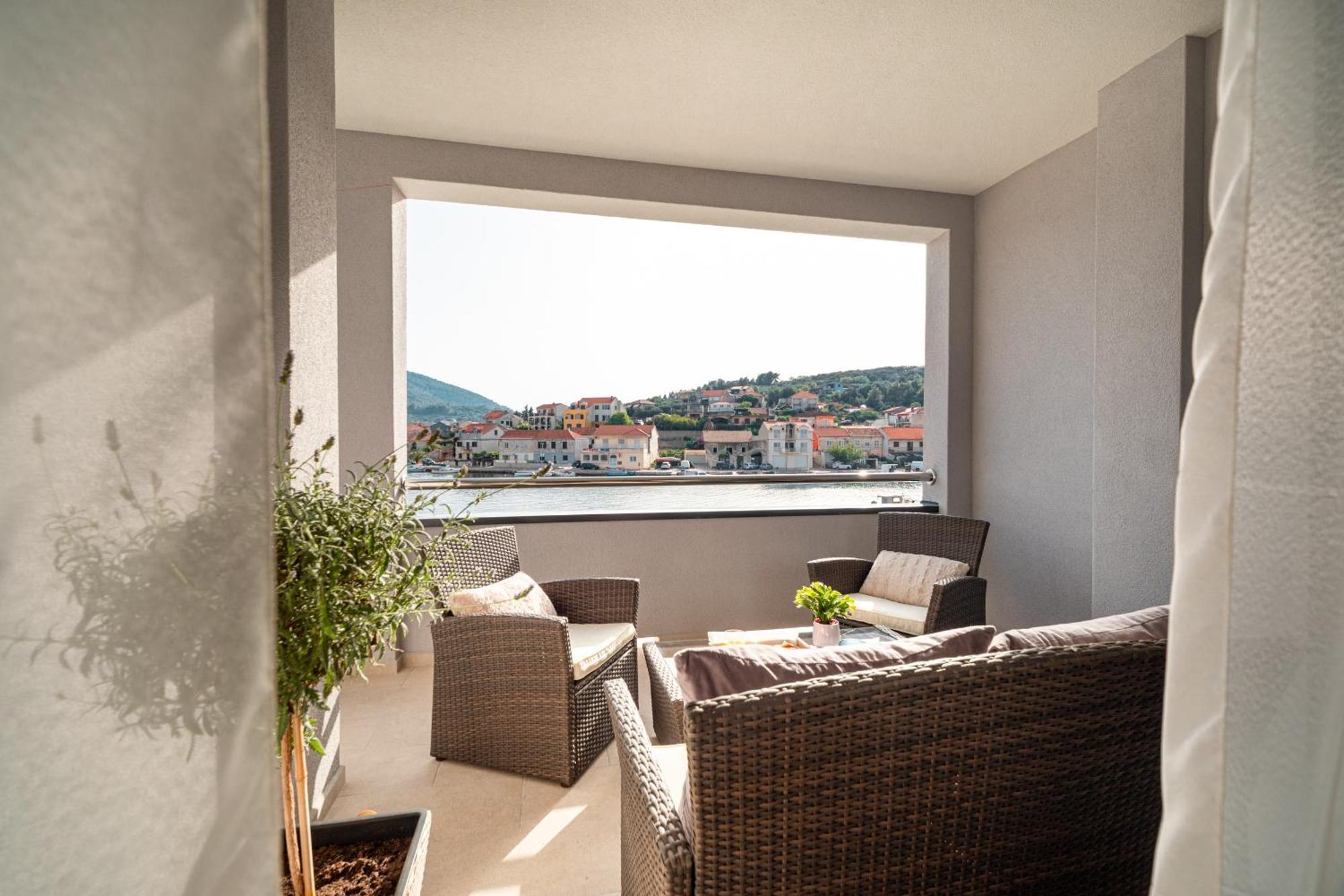Apartments & Rooms Fisherman'S Luck Vela Luka Ruang foto