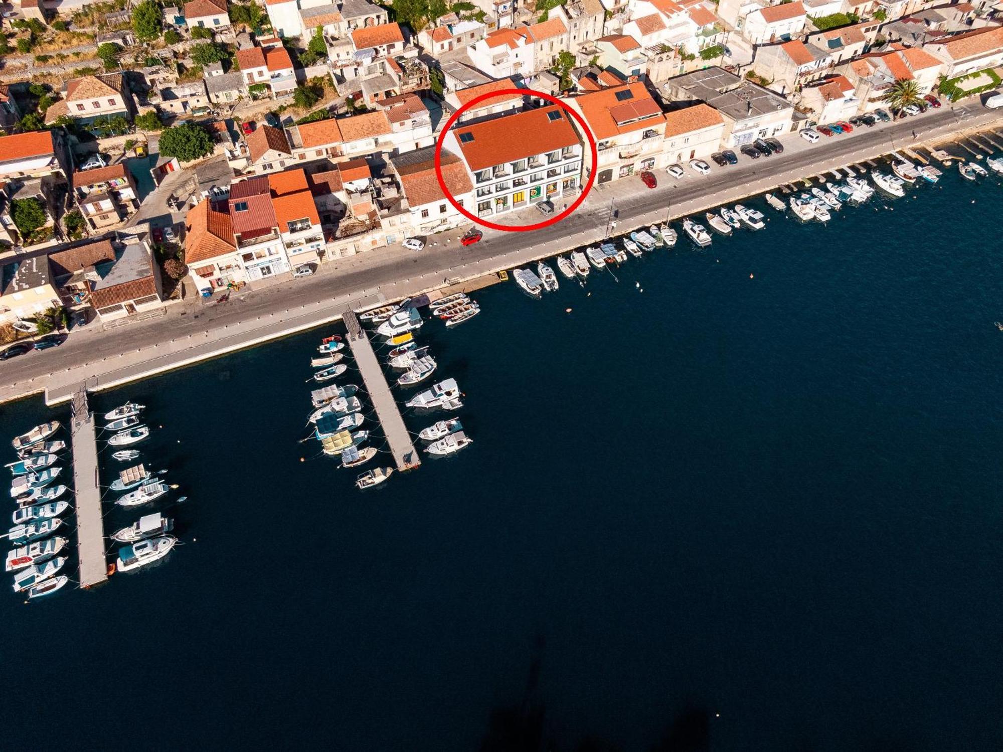 Apartments & Rooms Fisherman'S Luck Vela Luka Bagian luar foto