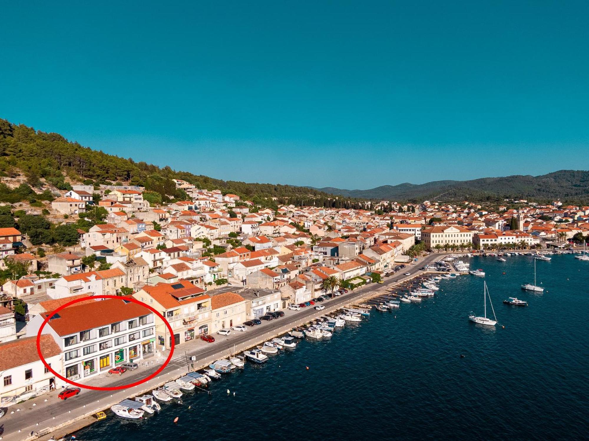 Apartments & Rooms Fisherman'S Luck Vela Luka Bagian luar foto